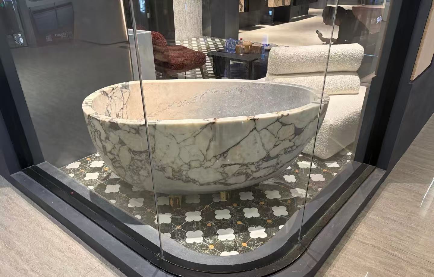 bathtub with marble surround