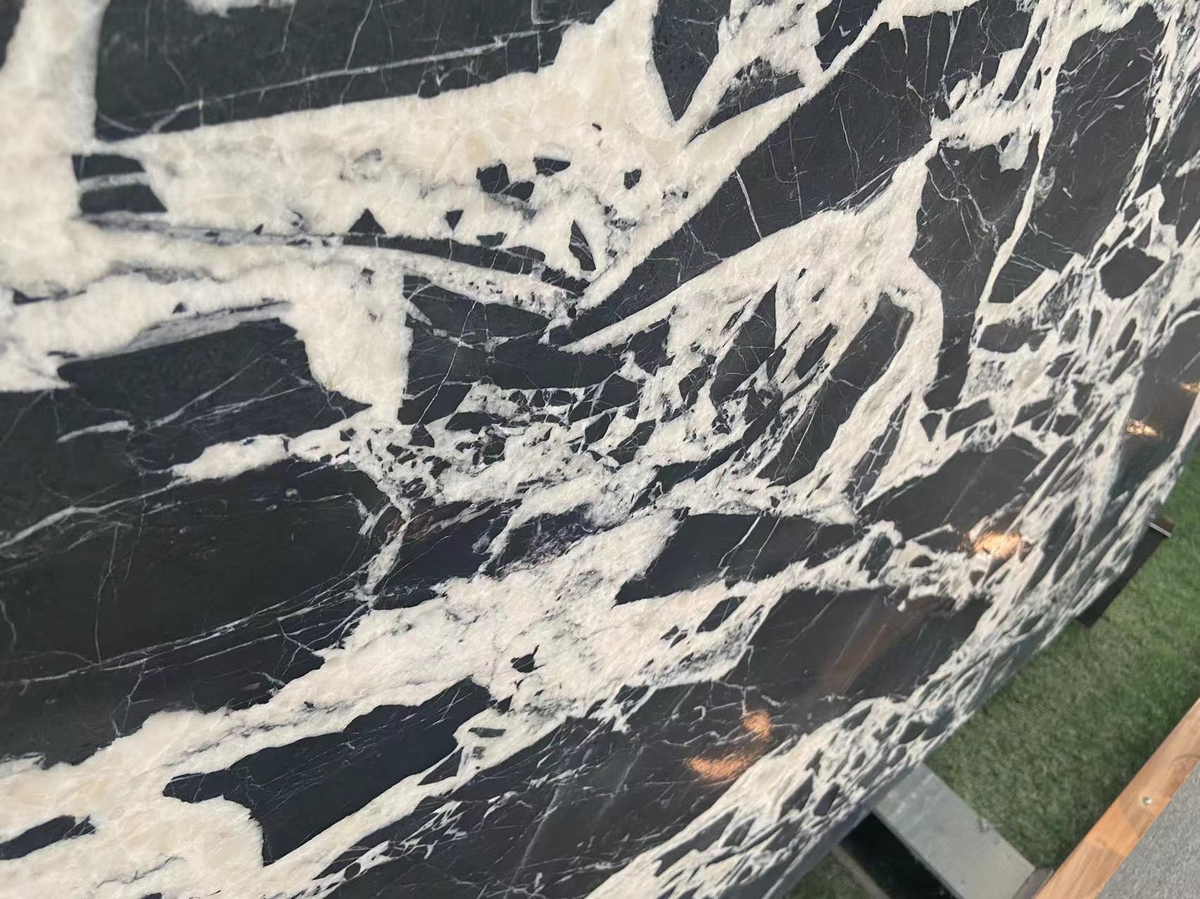 Antique Leather Marble