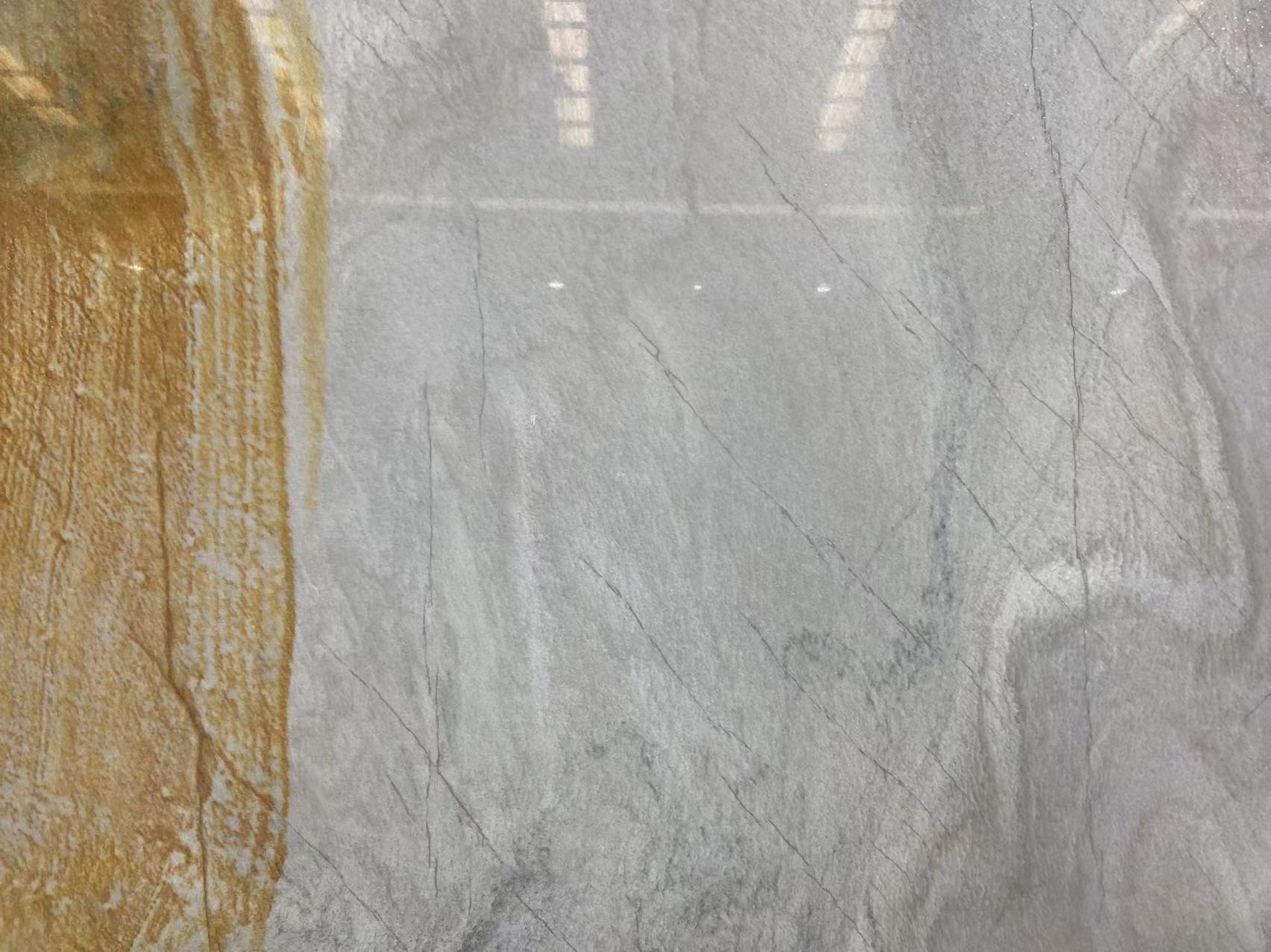 Aquarello Quartzite