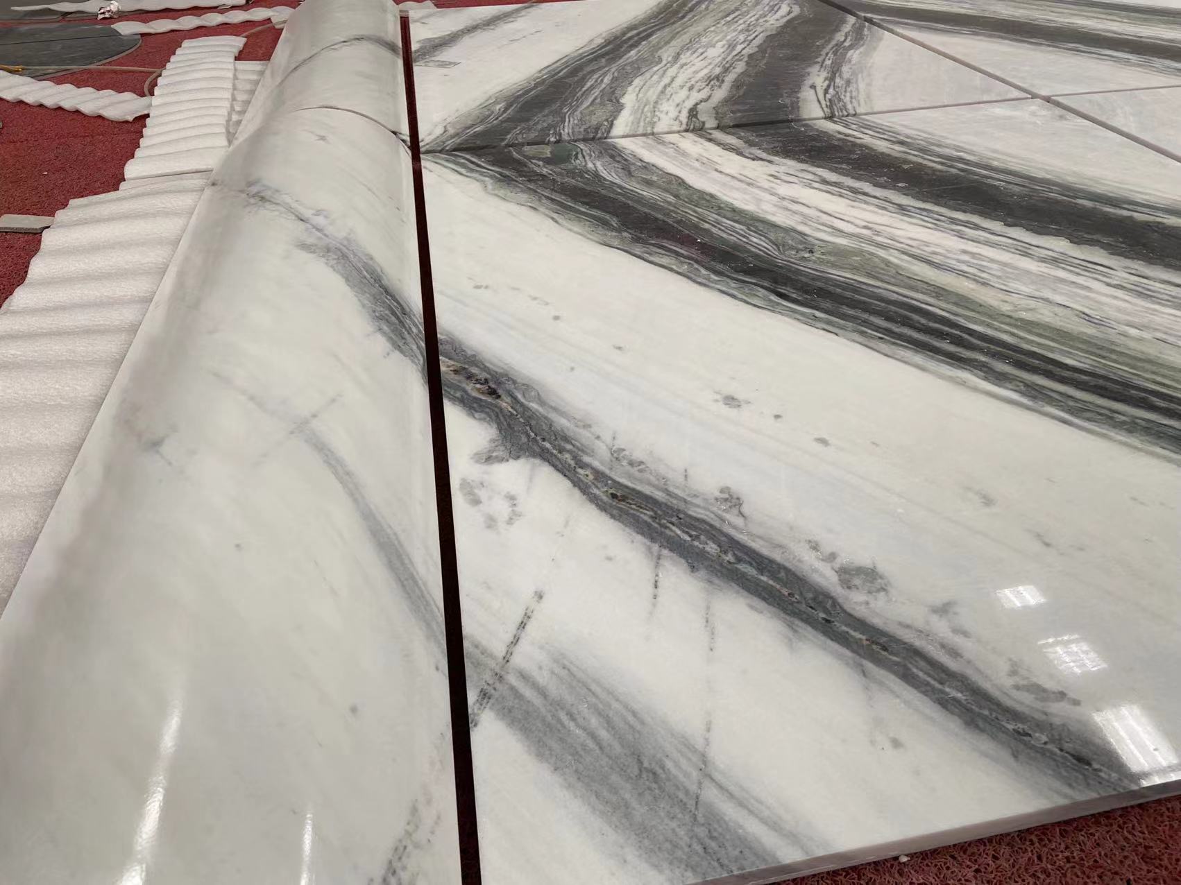 Panda White Quartzite Wall