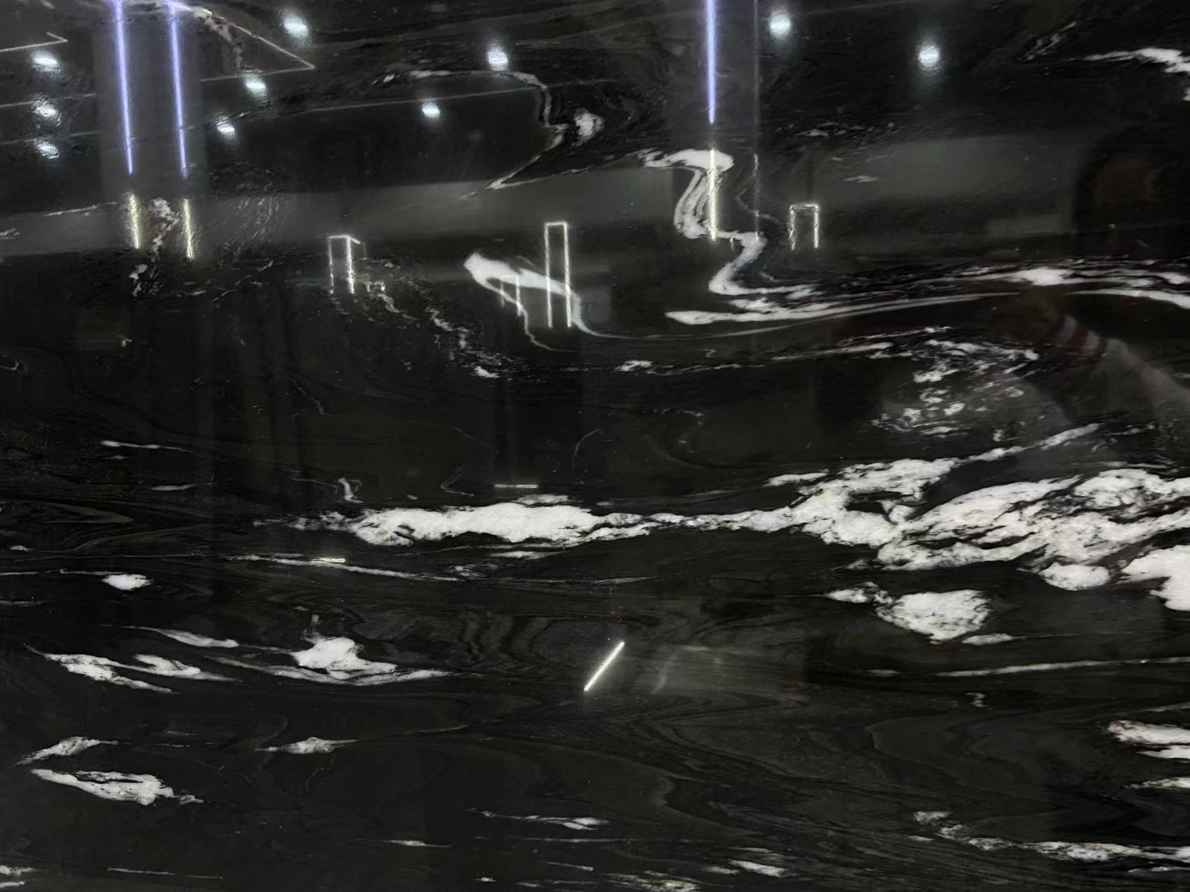 Astrus Granite Polished 3/4” Slabs