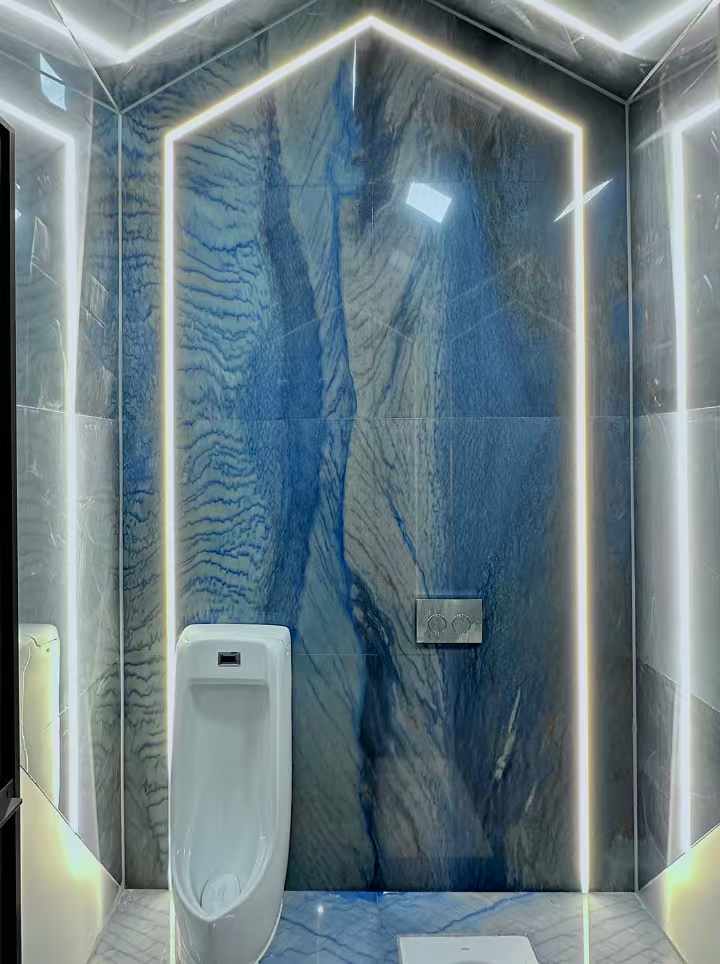 Azul Macaubas Quartzite bathroom walls