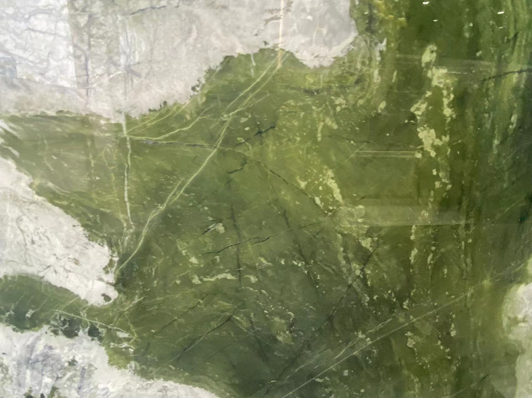 Bianco Emerald Marble