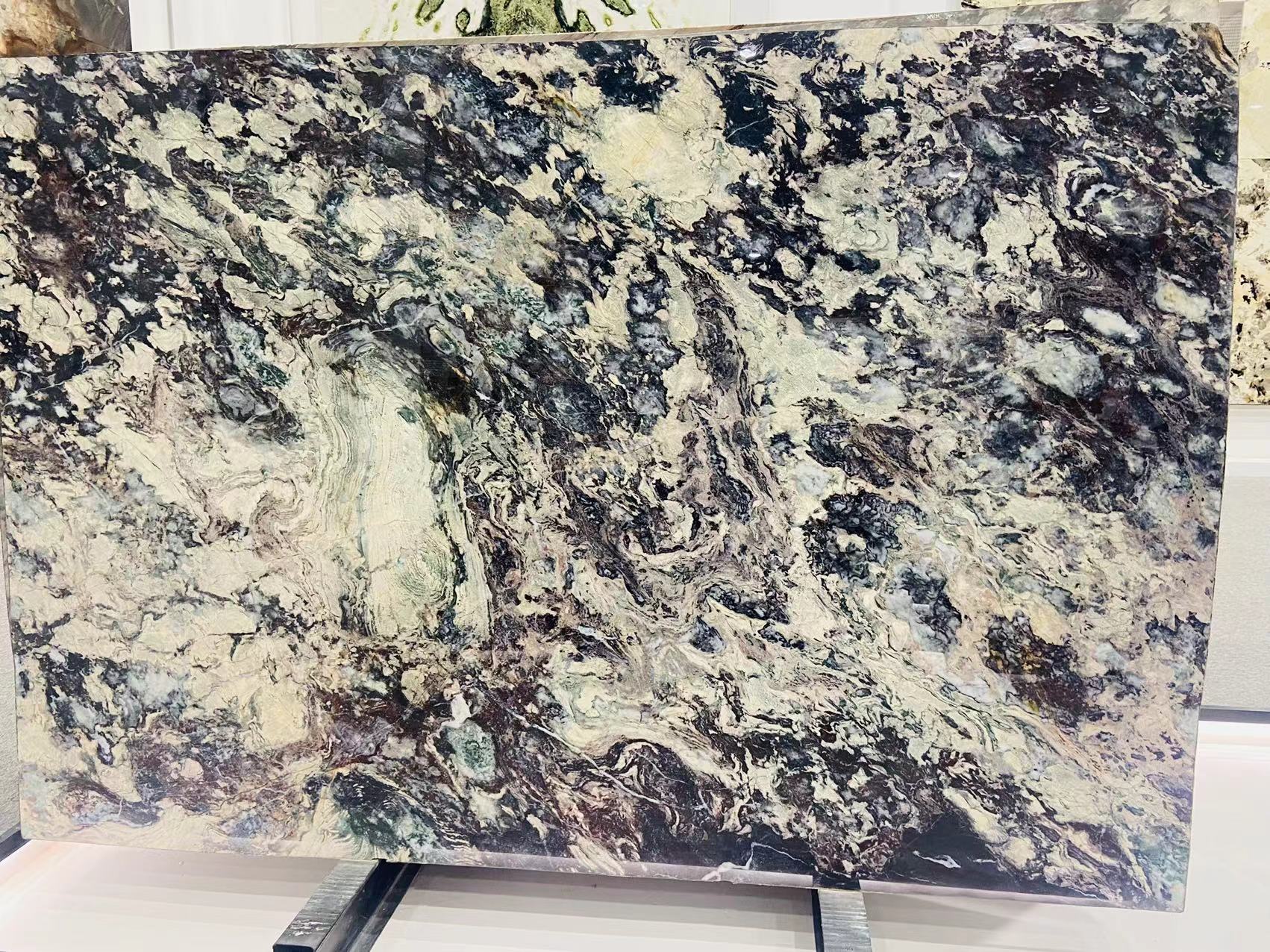 Cactus Boreal Quartzite 20mm Thick slabs