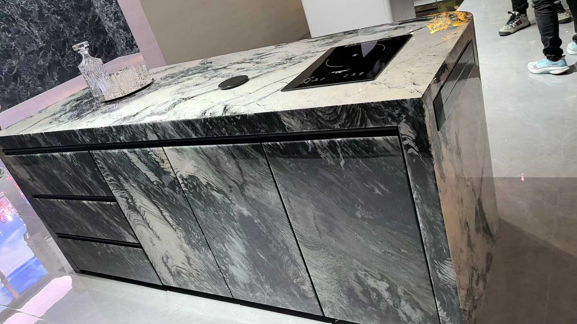 Cactus Boreal Quartzite Worktops