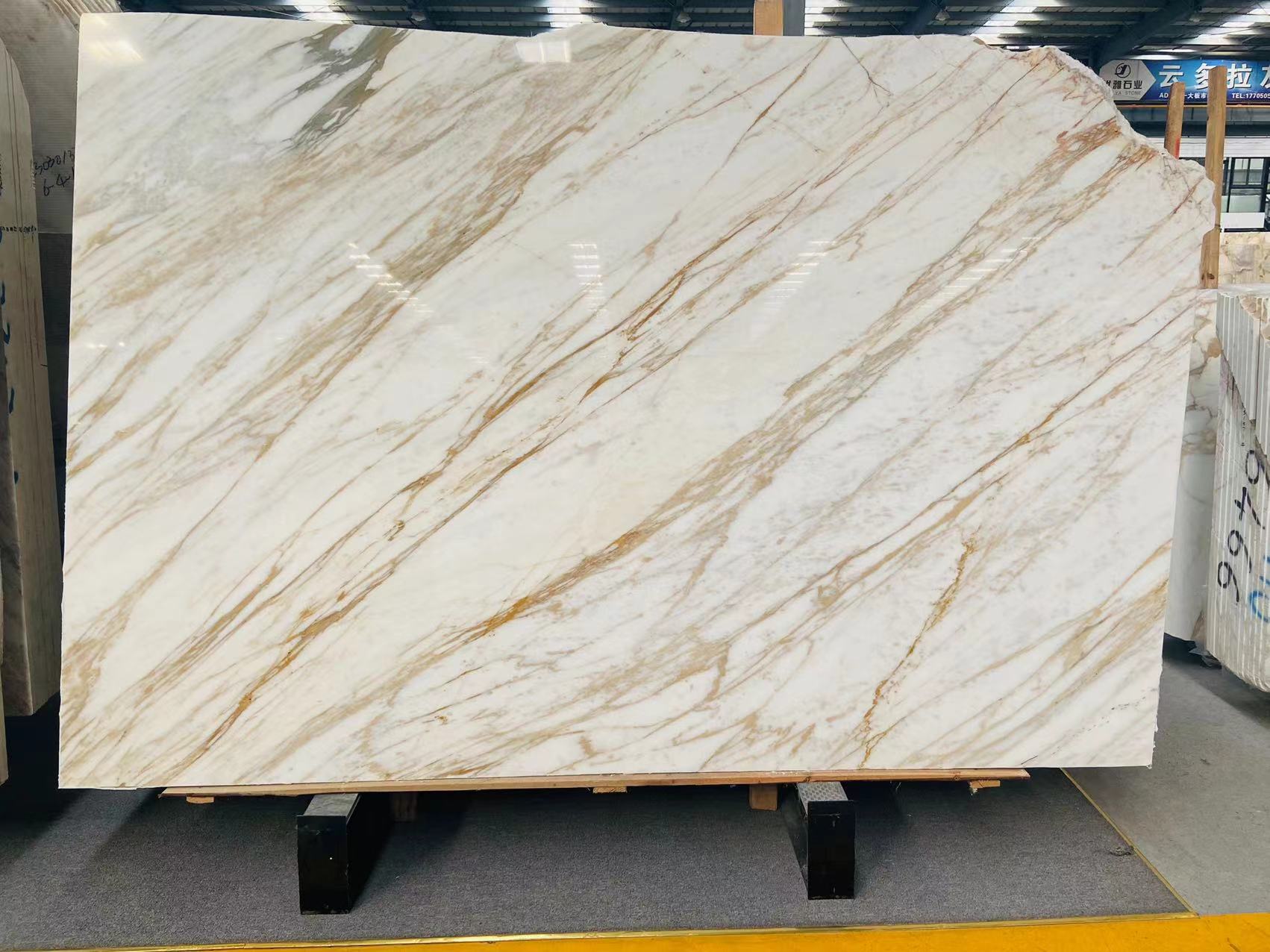 Calacatta Vagli Gold marble