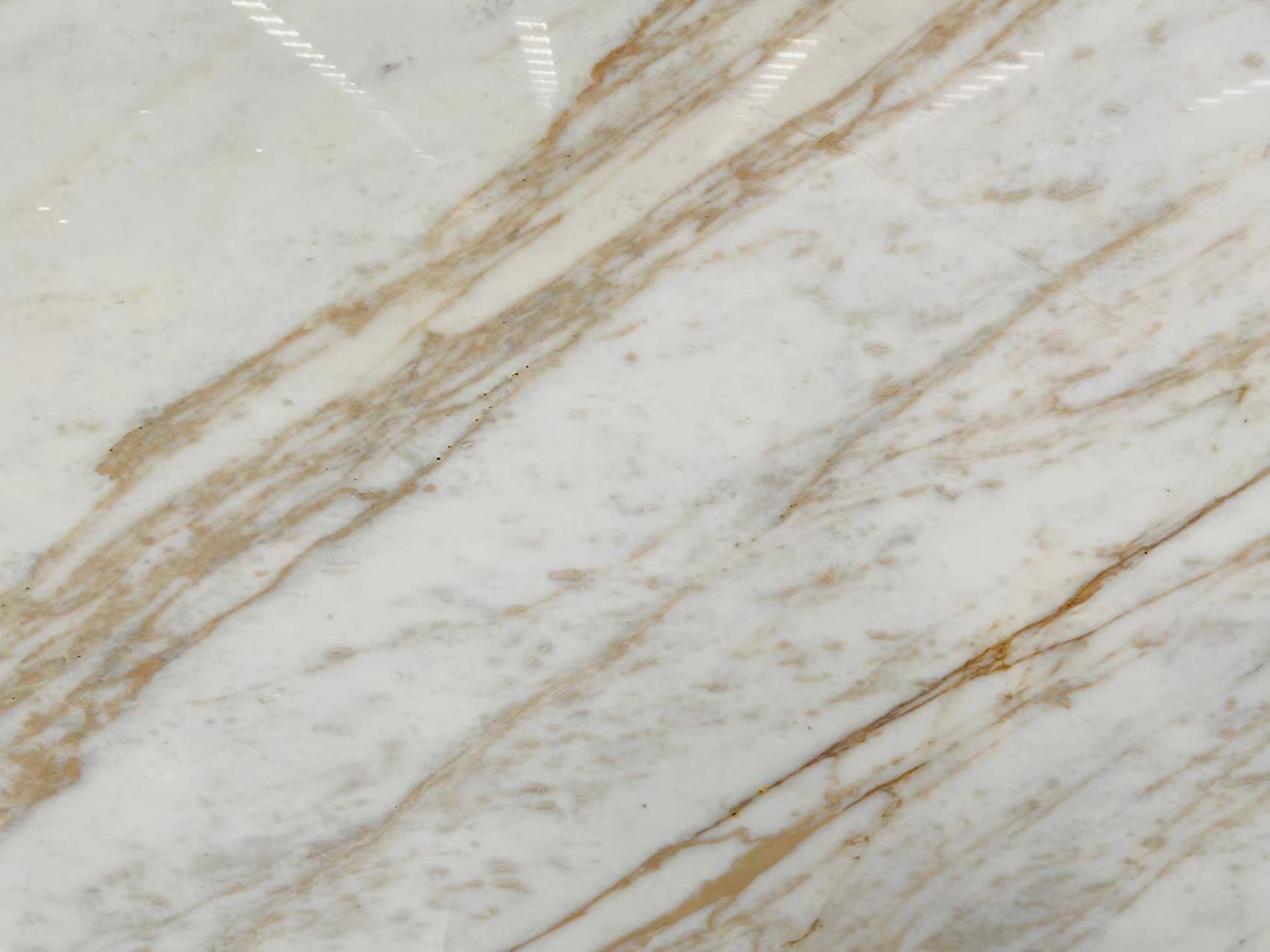 Calacatta Vagli Gold kitchen countertops