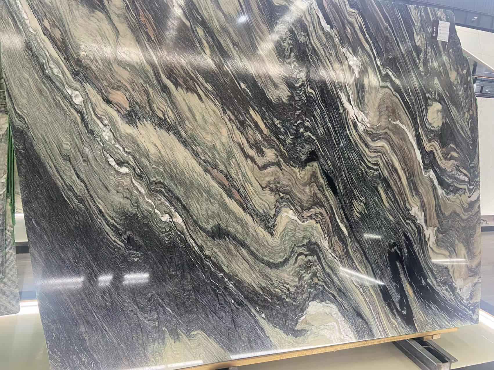 Cipollion Ondulato Quartzite