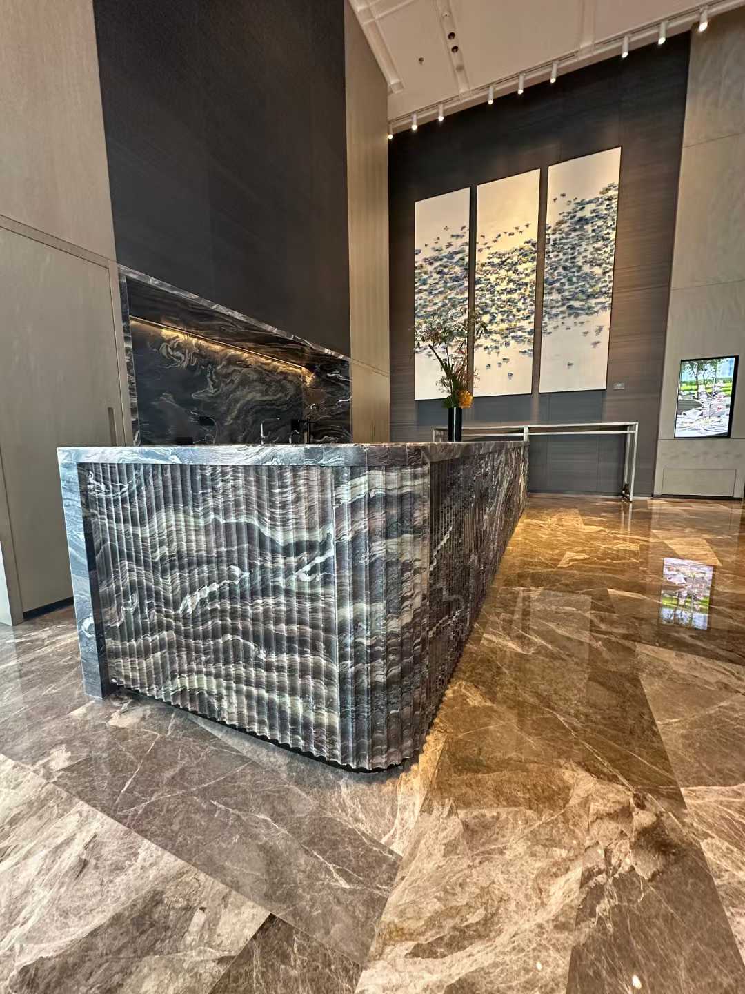 Cipollion Ondulato Quartzite hotel receptions