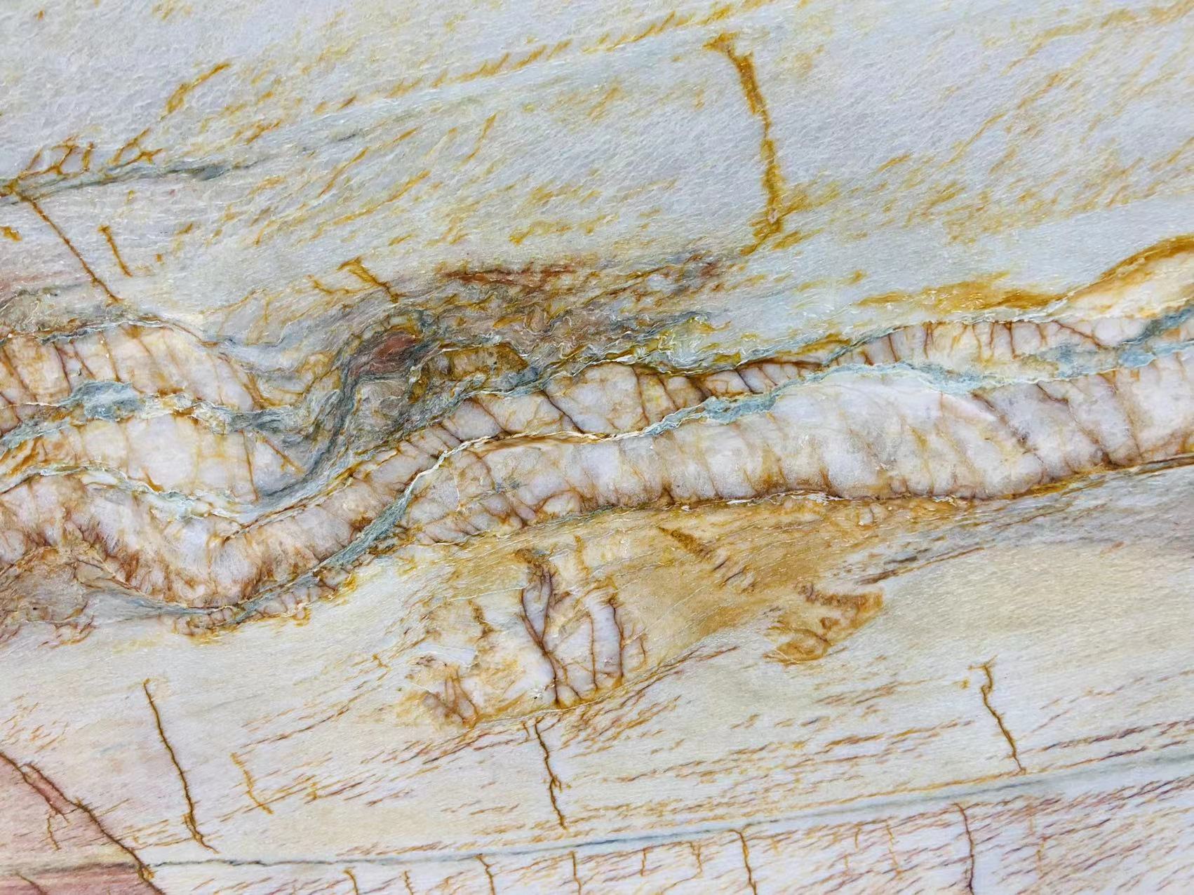 Giallo Macaubas Quartzite