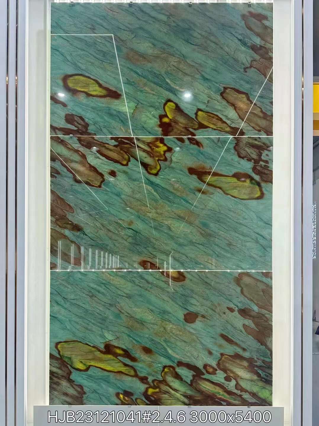 Ibere Sauipe quartzite accent walls