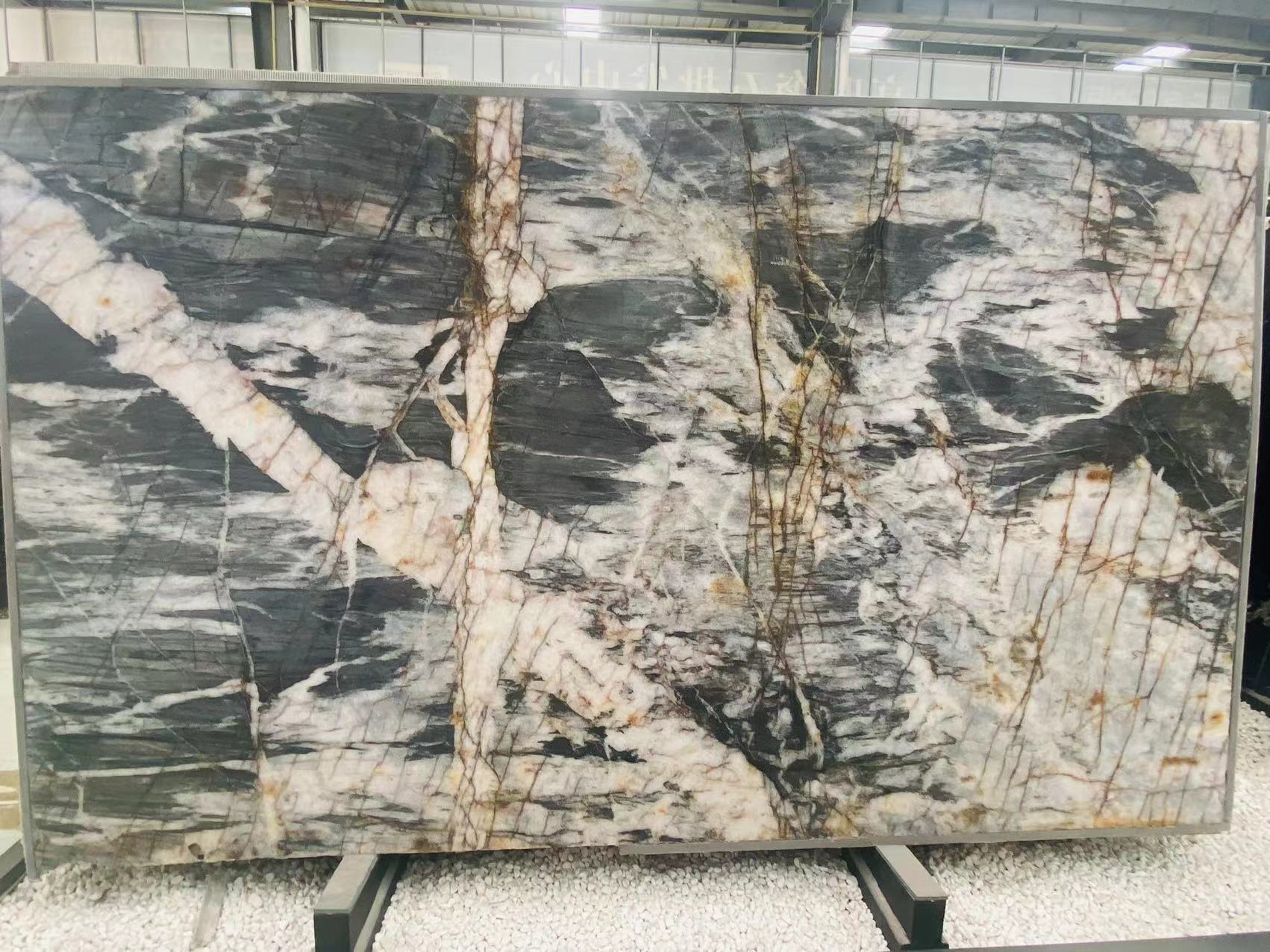Iron Blue quartzite