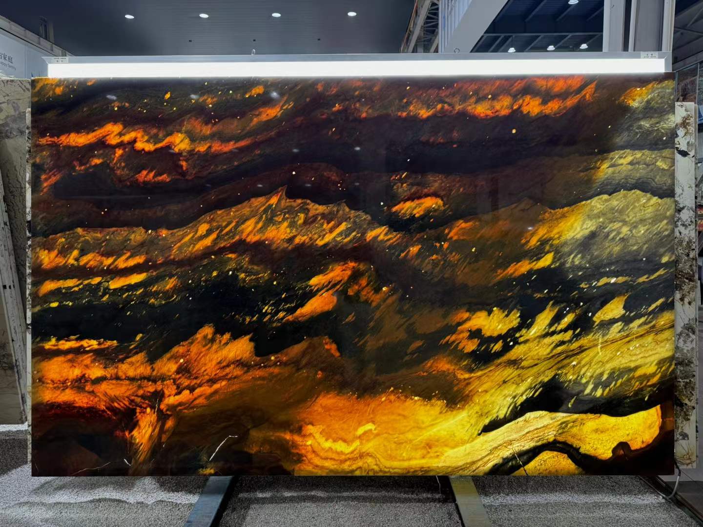 Jacaranda Quartzite Backlighting slabs