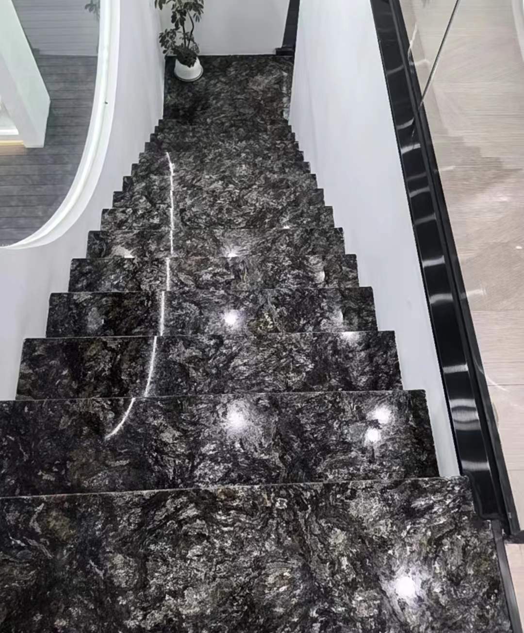 Metallicus granite stairscases