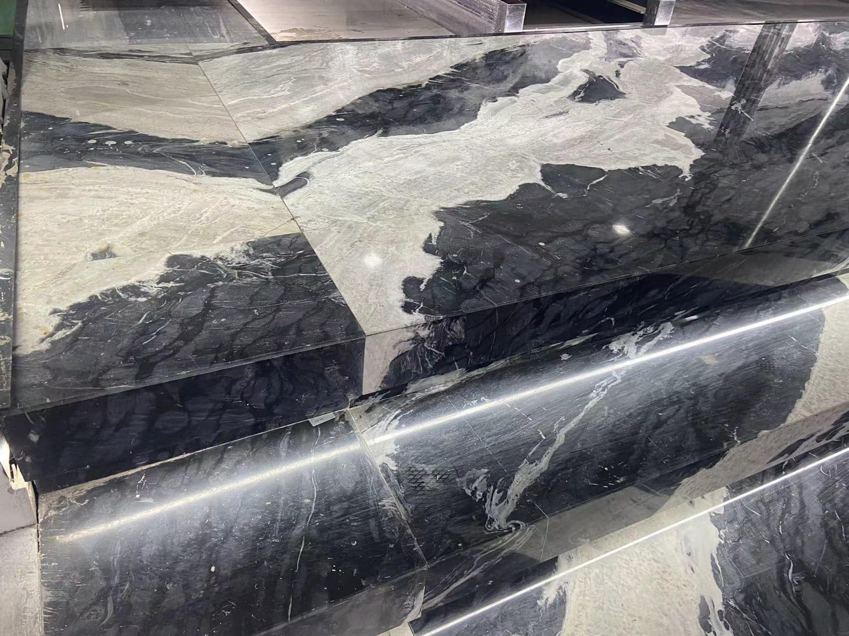 Nero Fantasy Marble