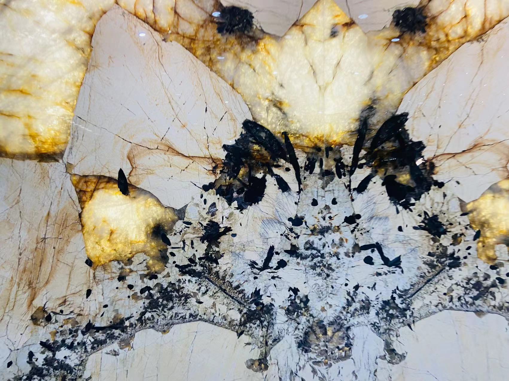 Pandora Granite Backlit​