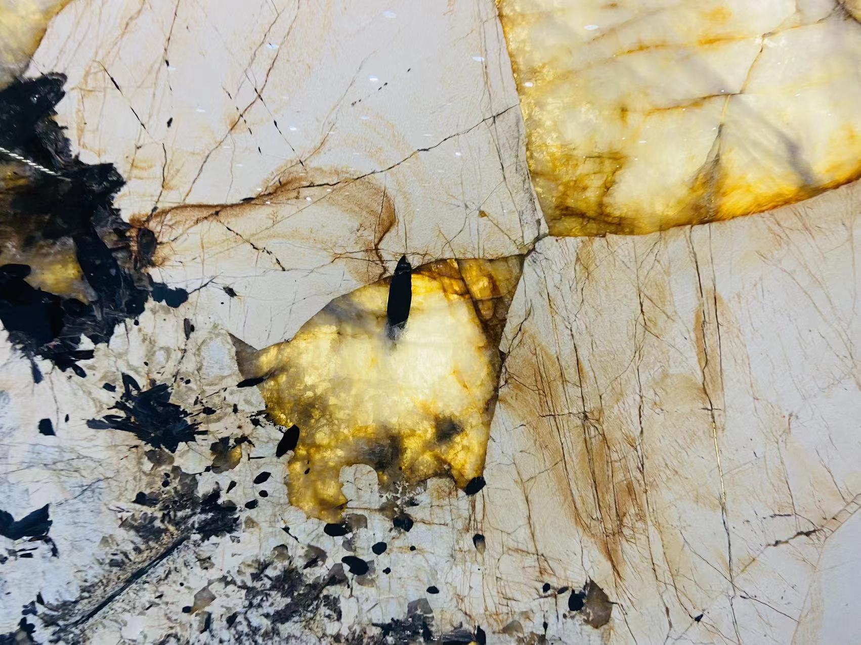 Pandora Granite Backlit​