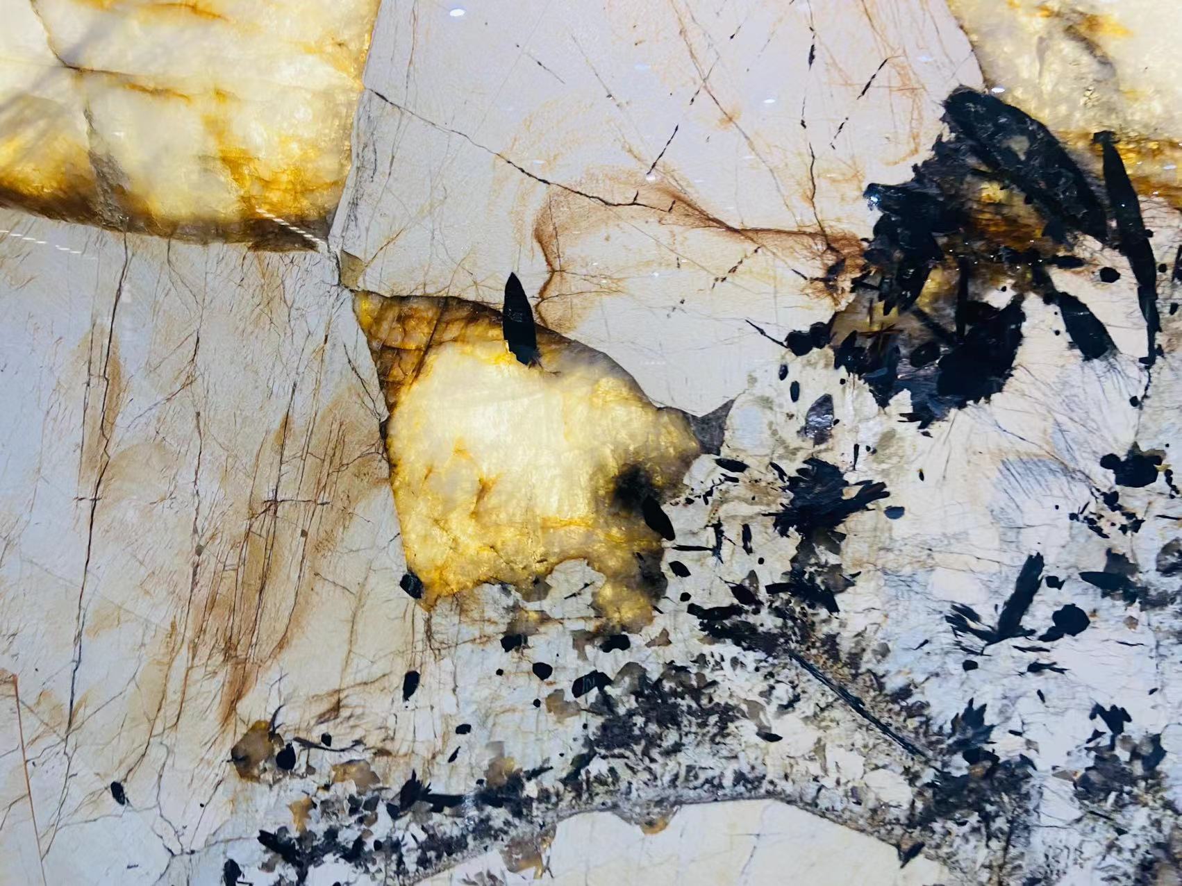 Pandora Granite Backlit​