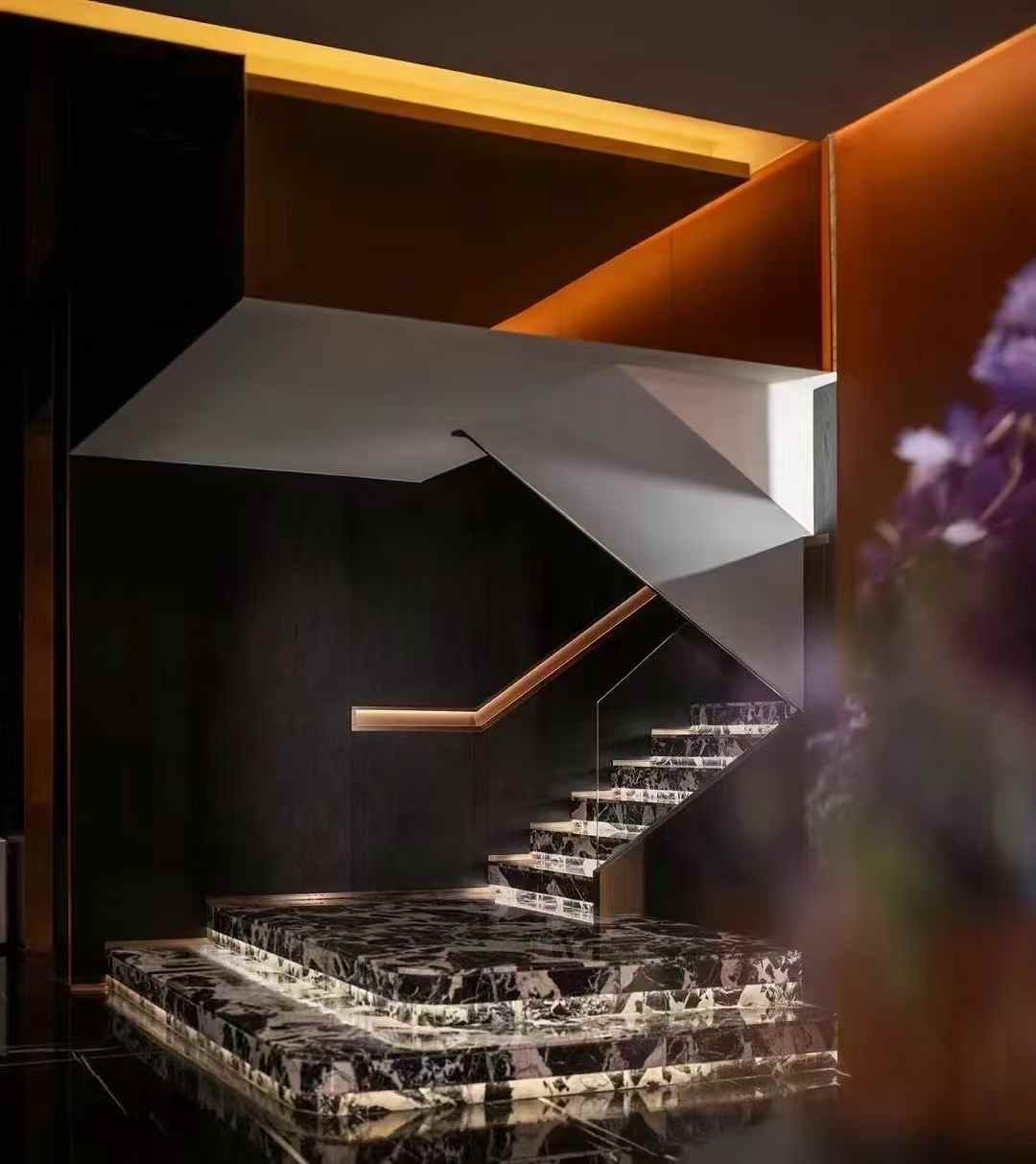 Petit Antique Marble Stairs