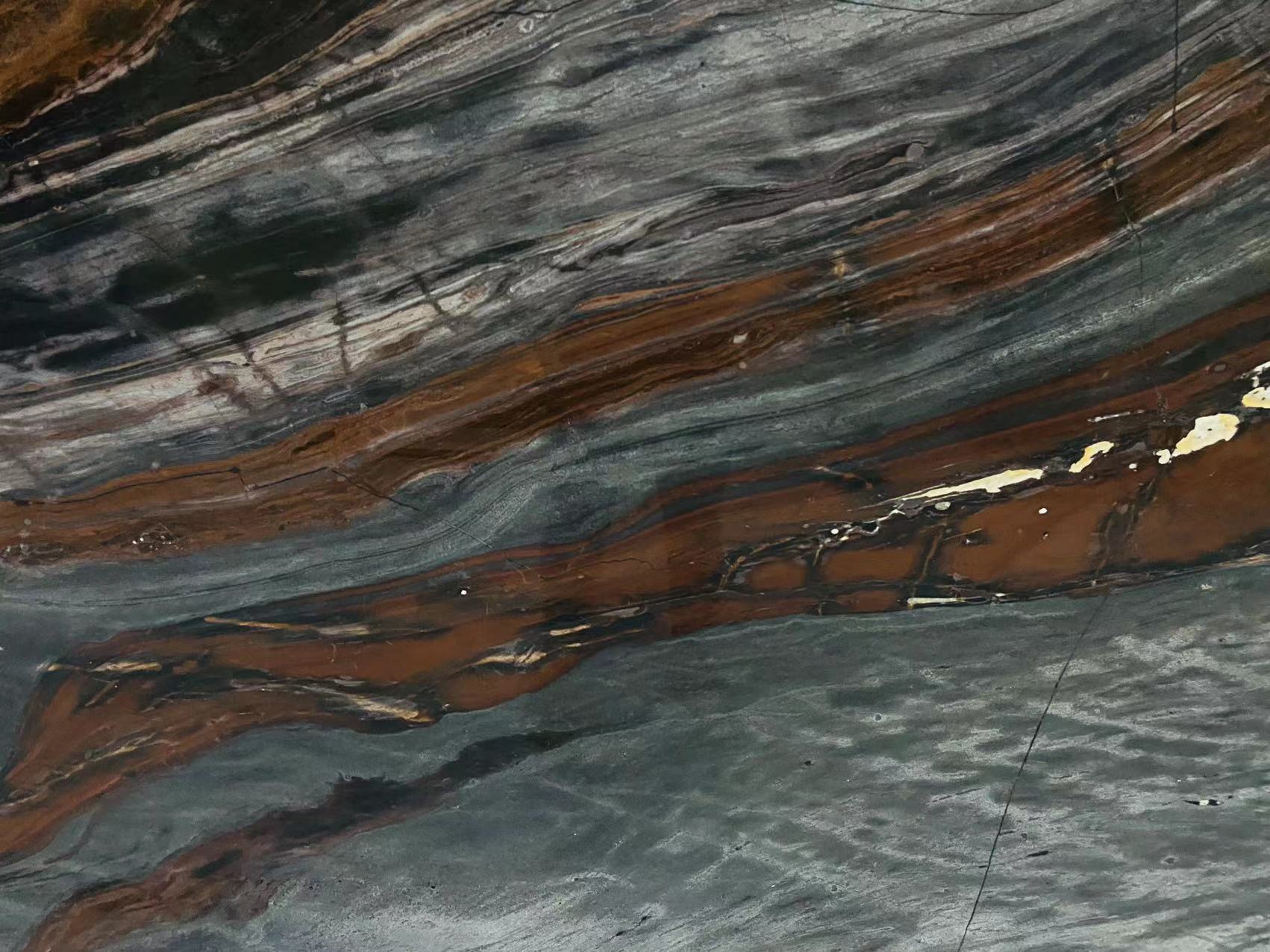 Red Hollywood Quartzite