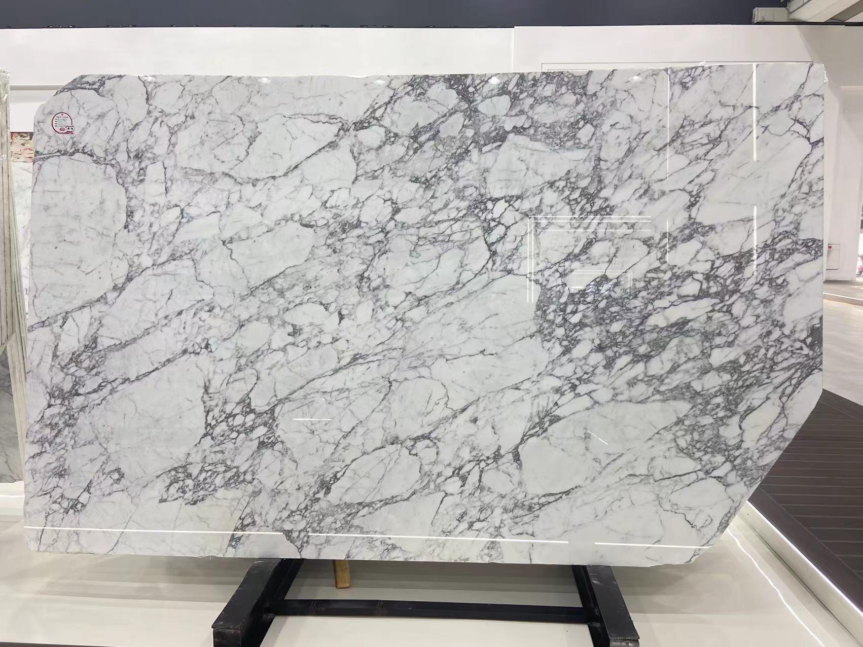 Statuarietto Bianco Marble