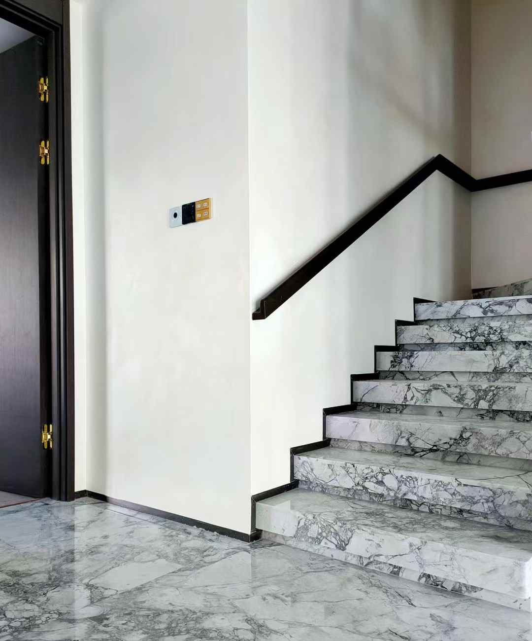 Super White Granite​ stairscases