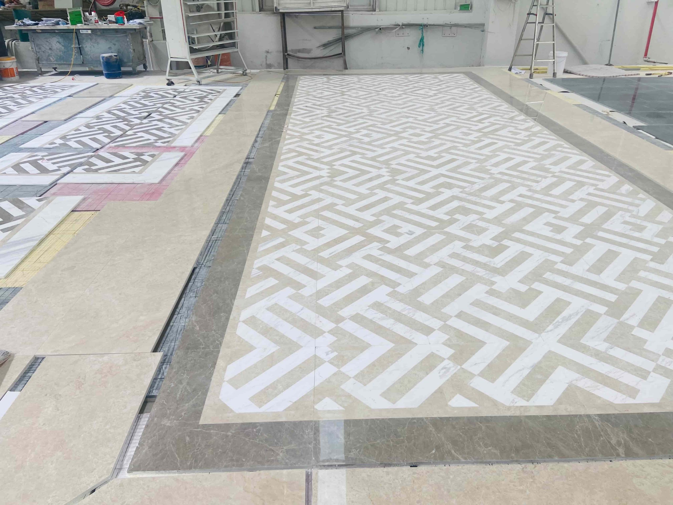 Grand Lobby Waterjet Marble Flooring Tiles
