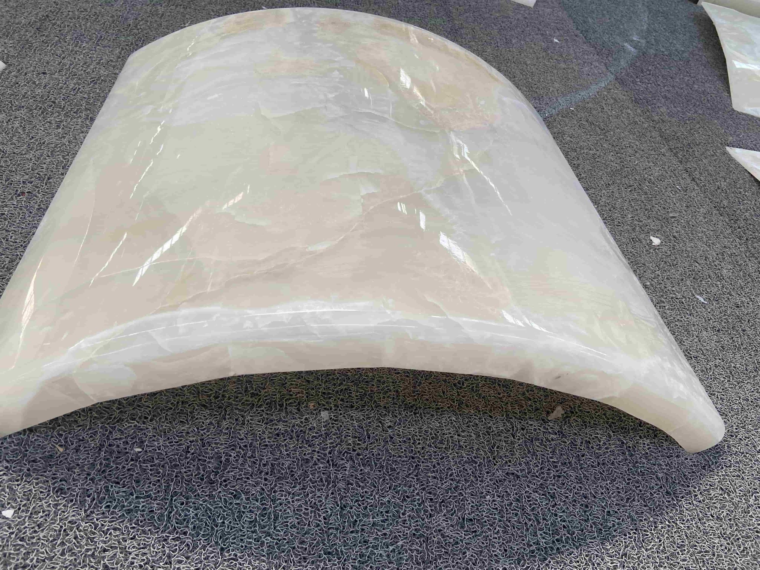 Curved White Onyx Wall Tiles