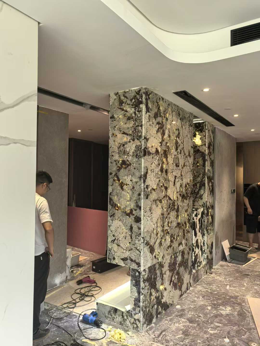 alpinus granite backlit wall