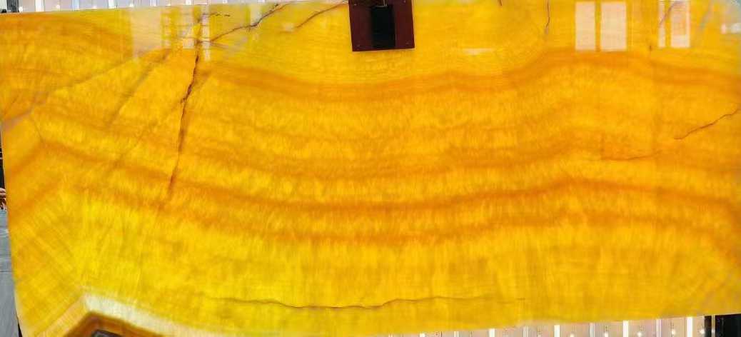 backlighting honey onyx