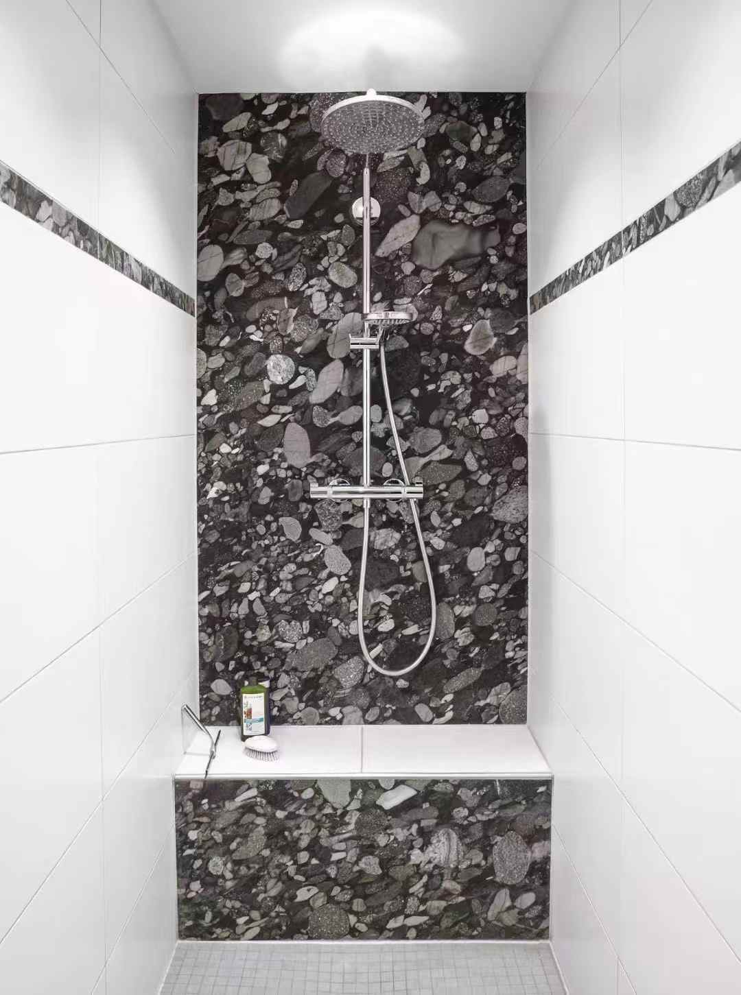 black marinace granite bathroom