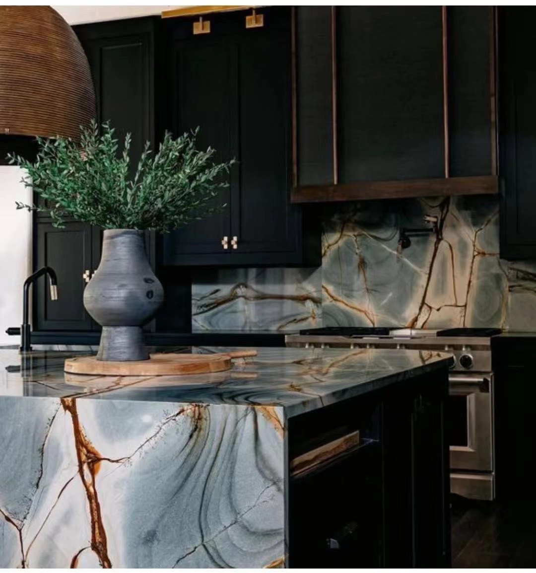 blue mare quartzite kitchen backsplash