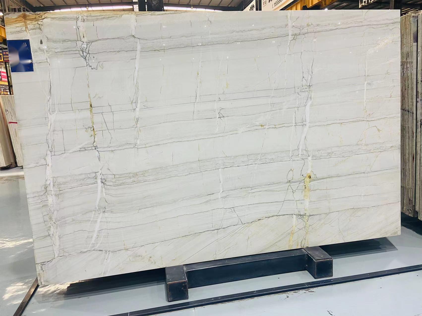 Macaubas Giotto Quartzite