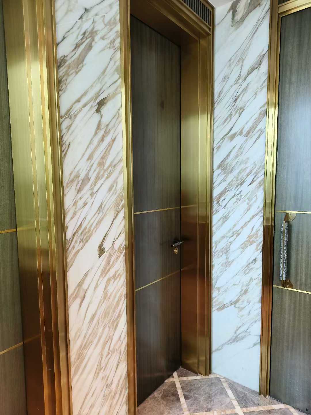 calacatta gold marble wall tiles