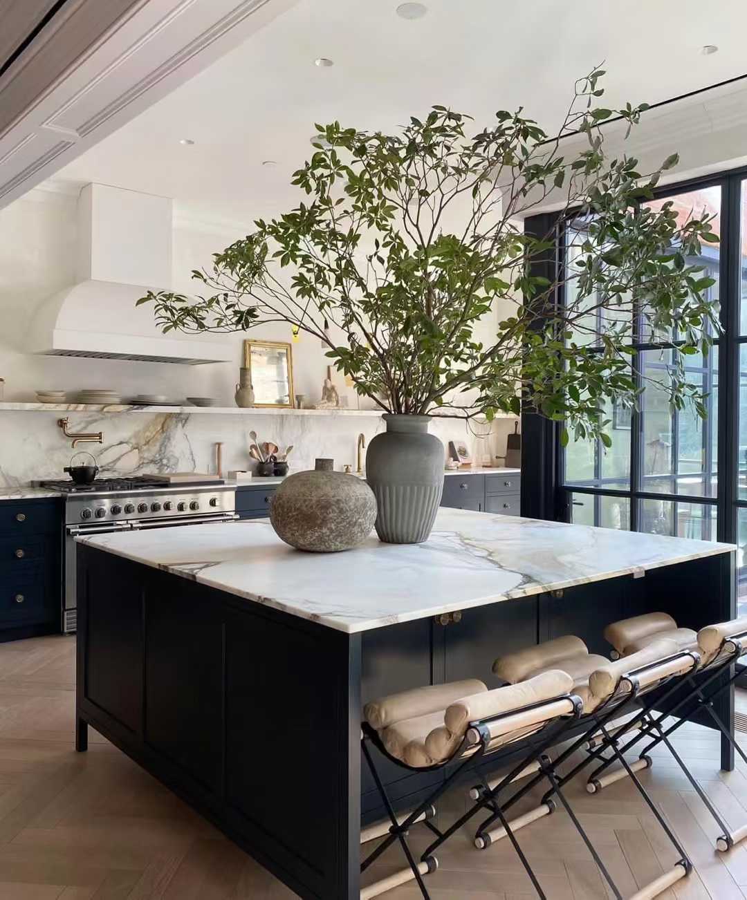 calacatta paonazzo marble counters​