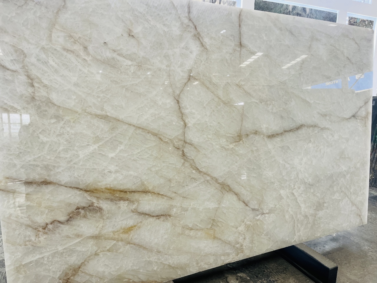 Cristallo Quartzite