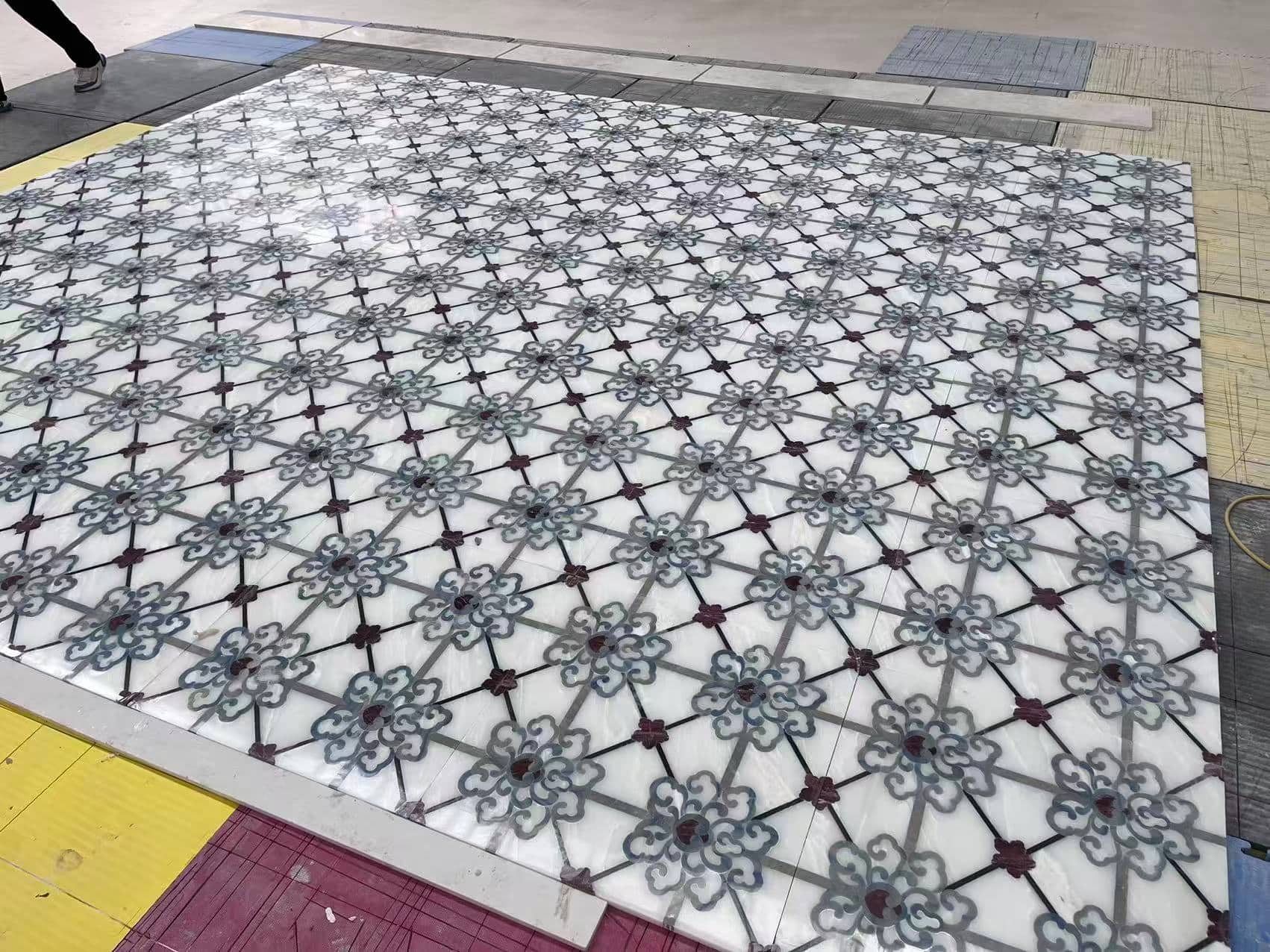 Customized Marble Inlay Flooring