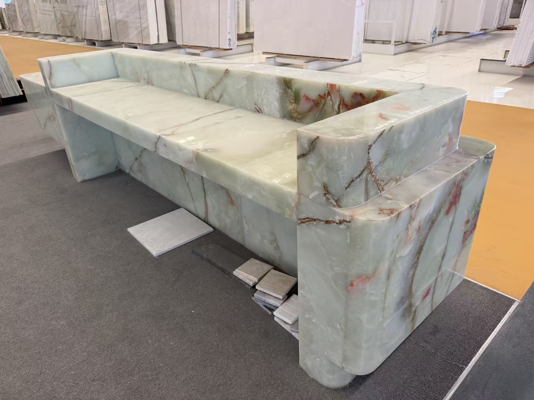 customized onyx reception sizes