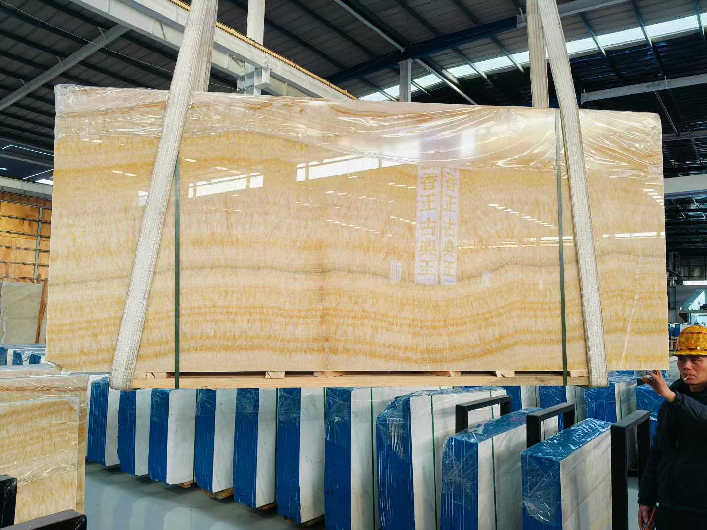 honey onyx stone slabs​