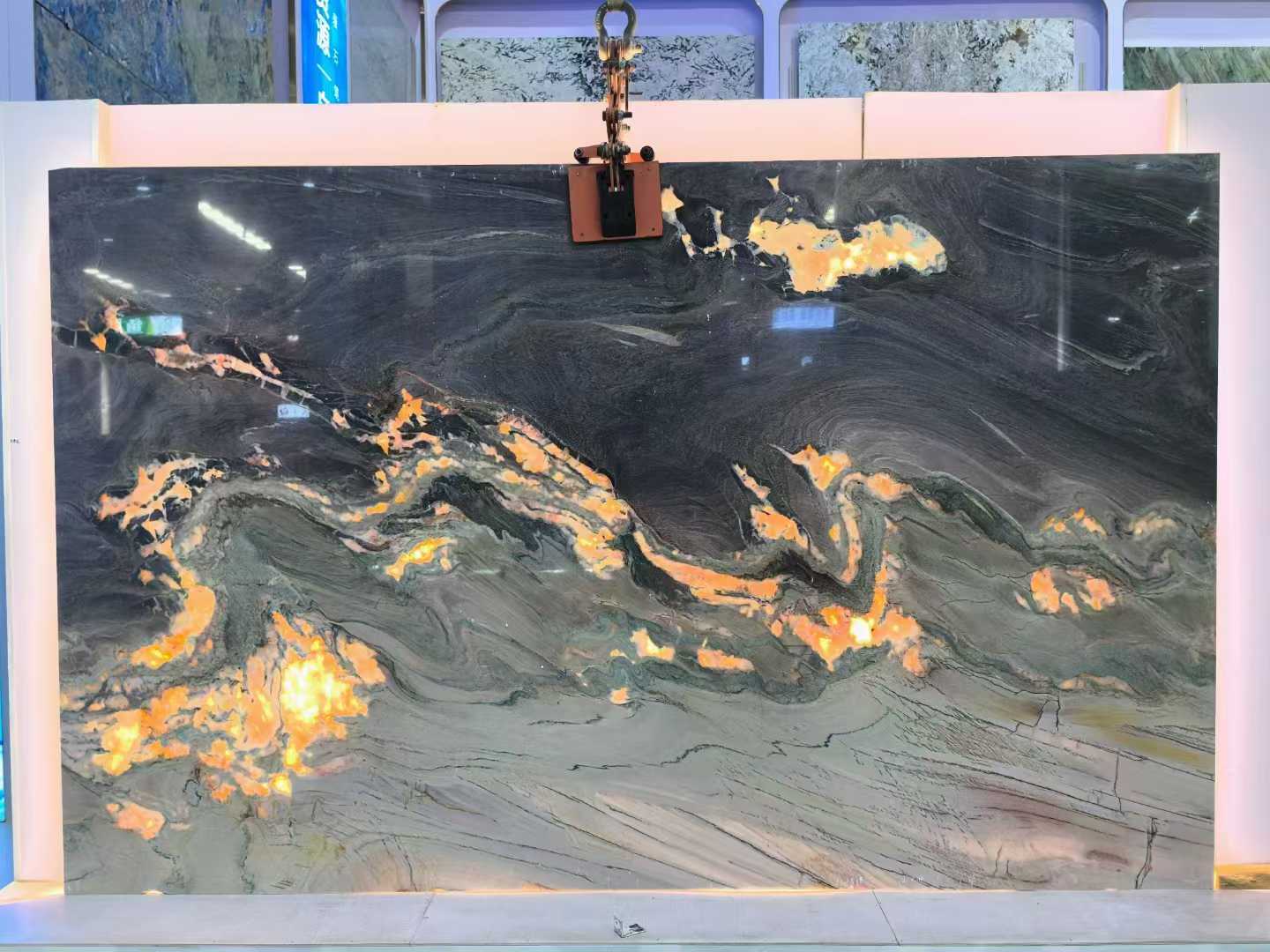 quartzite aquarella backlit