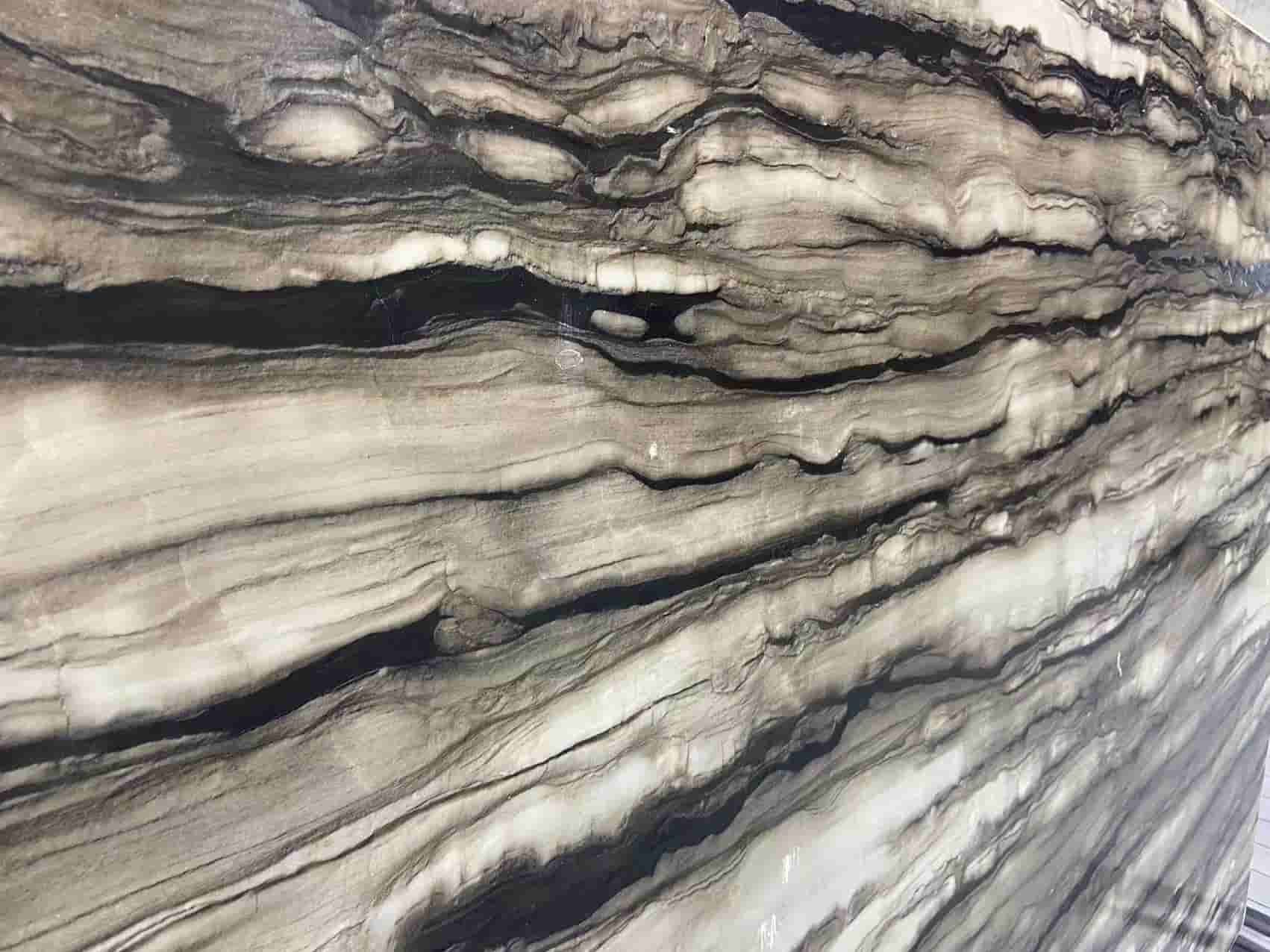 sequoia brown quartzite installed​