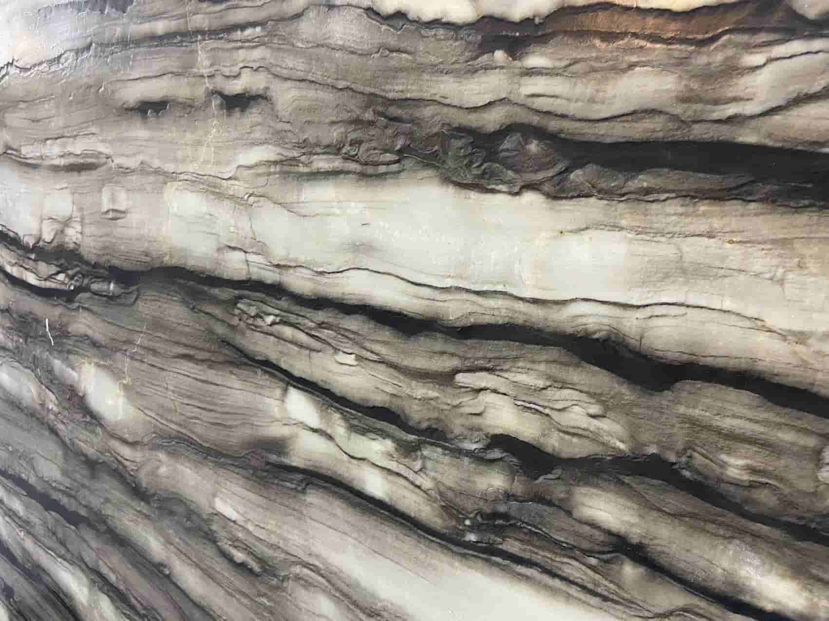 Sequoia Brown Quartzite​