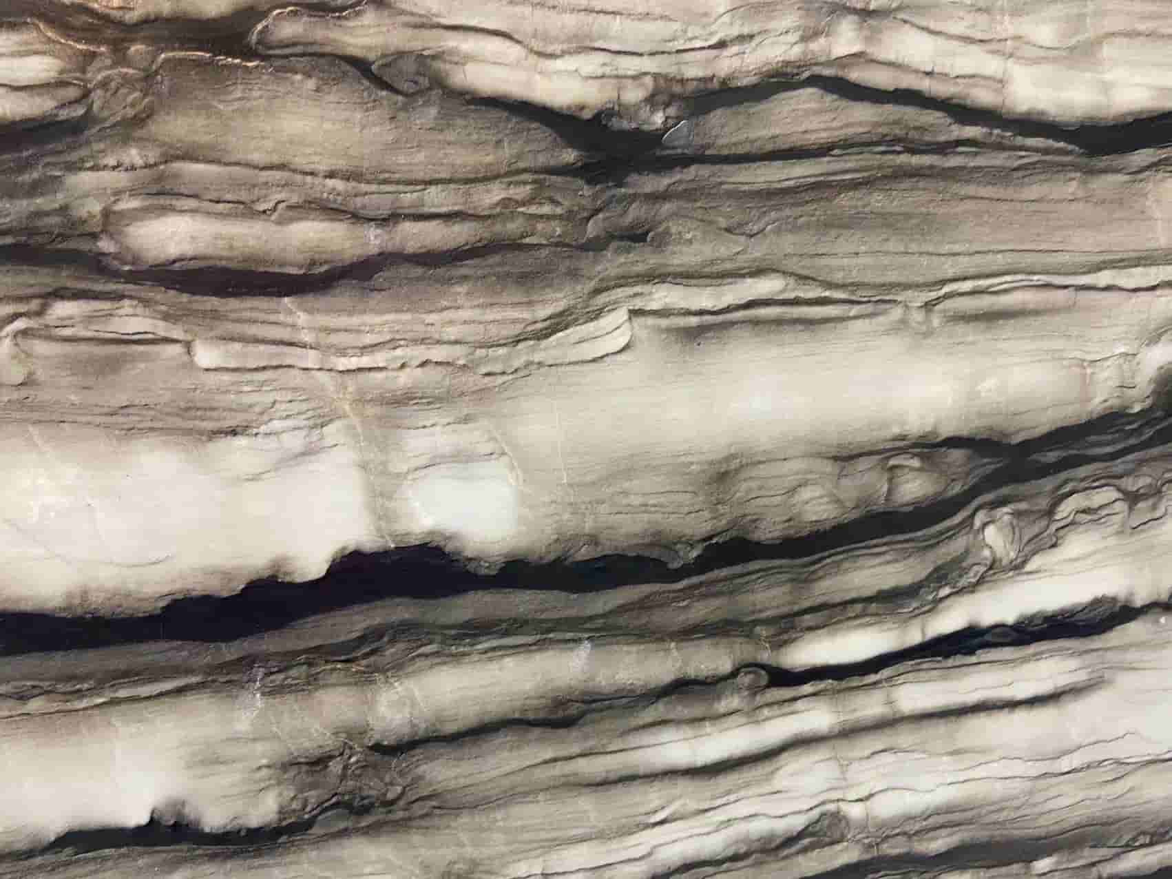 Sequoia Brown Quartzite​