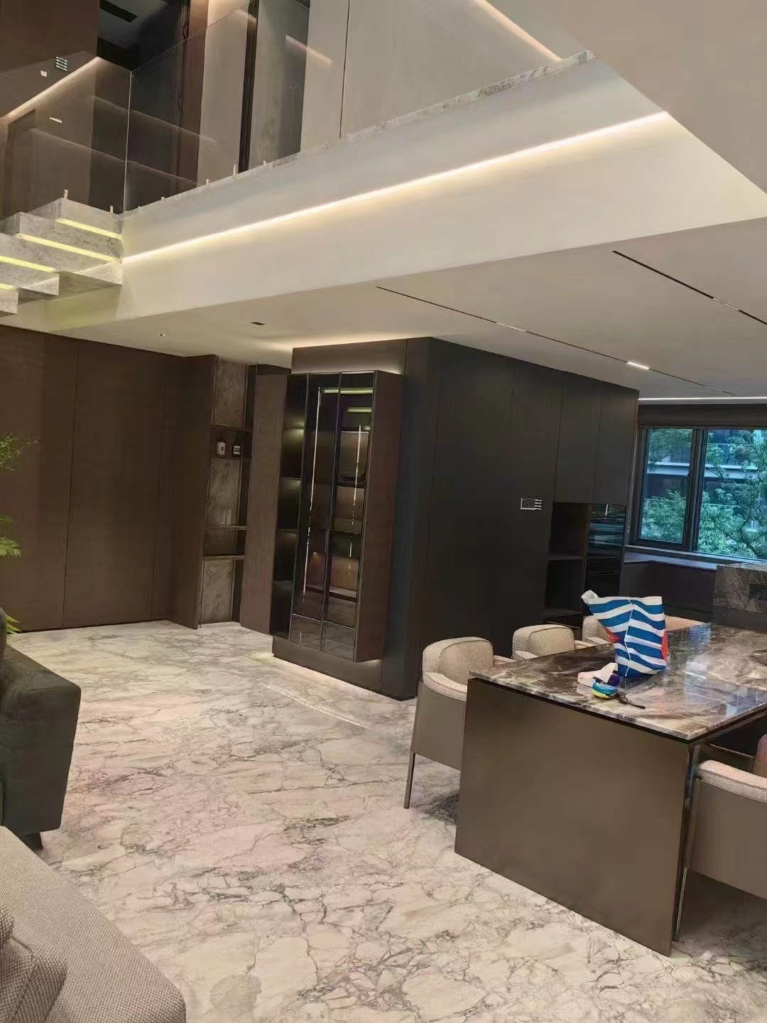 super white quartzite cost