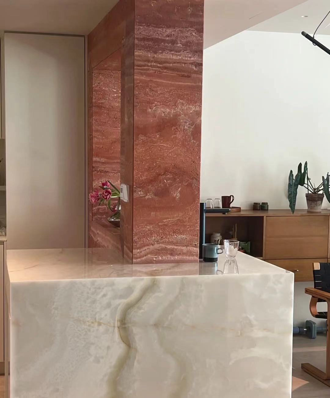 white onyx kitchen countertops