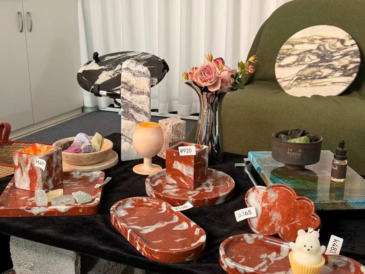 8 Hot Sales Red Quartzite