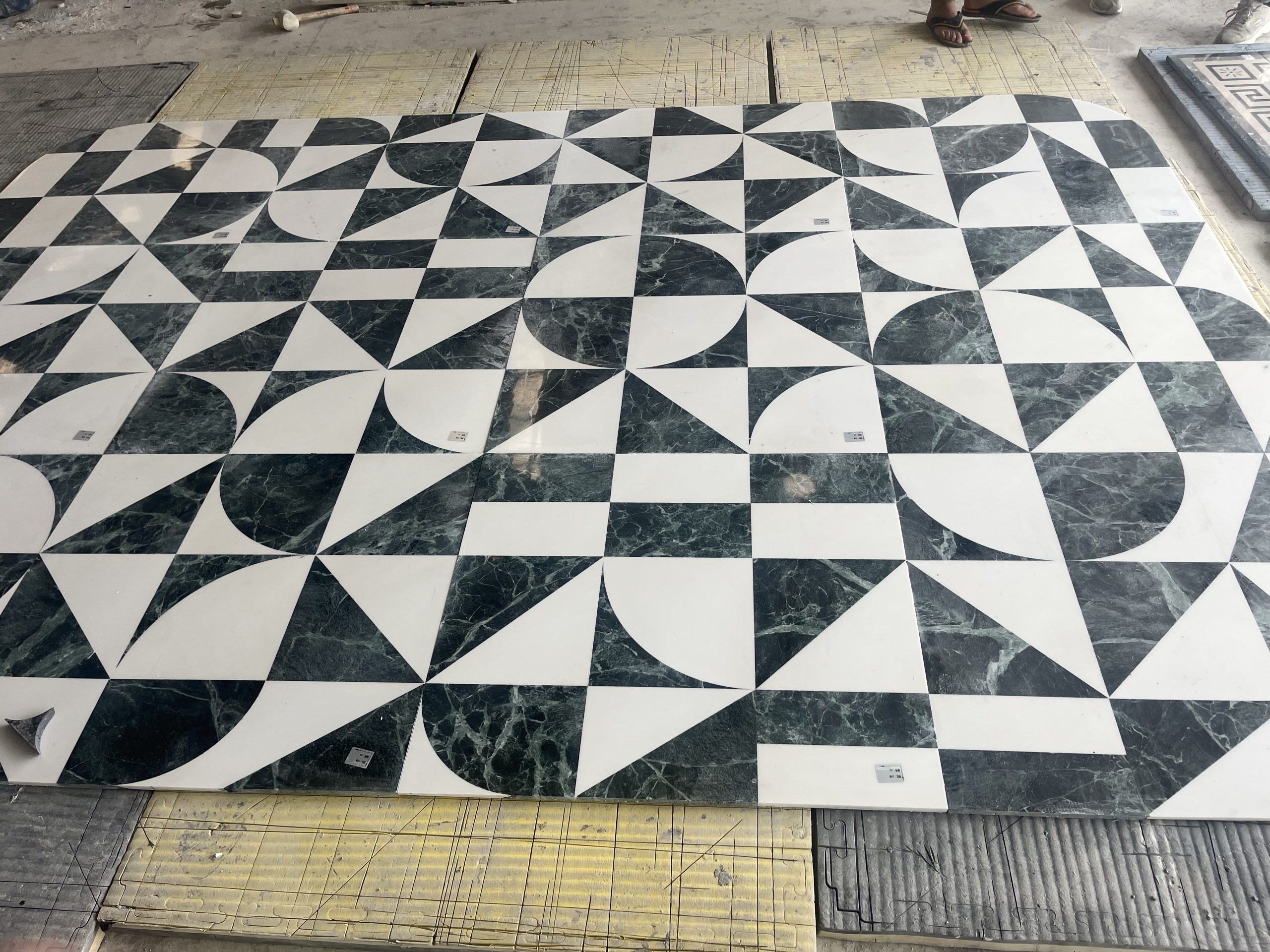 Marble Medallions Tiles