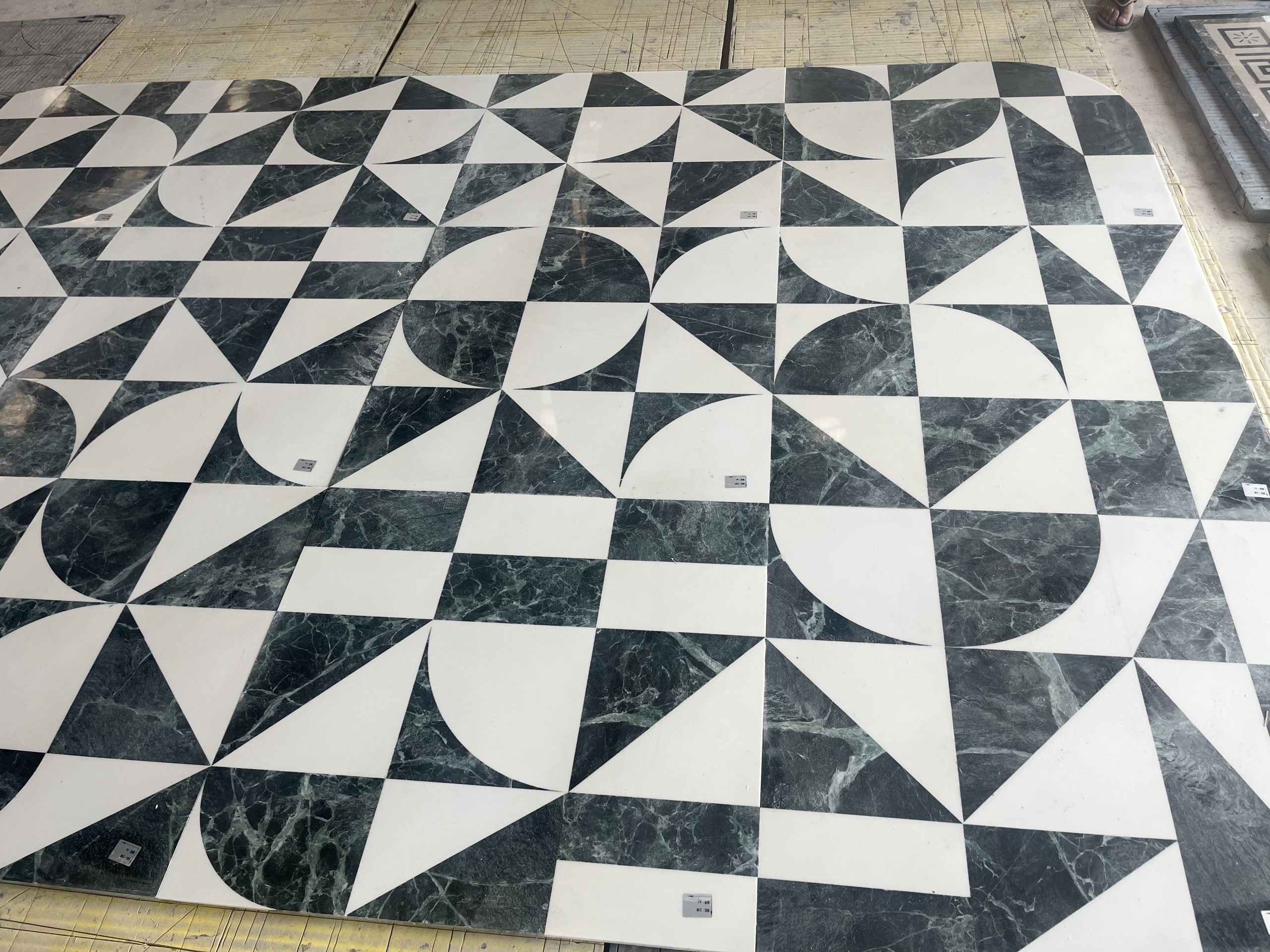 Marble Medallions Tiles